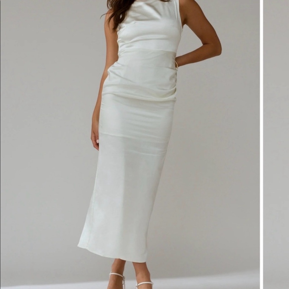 Selfie Leslie Leila dress